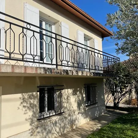 Maison Chaleureuse, Quartier Pavillonnaire *