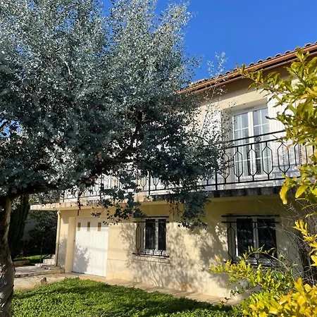 Maison Chaleureuse, Quartier Pavillonnaire Holiday home *